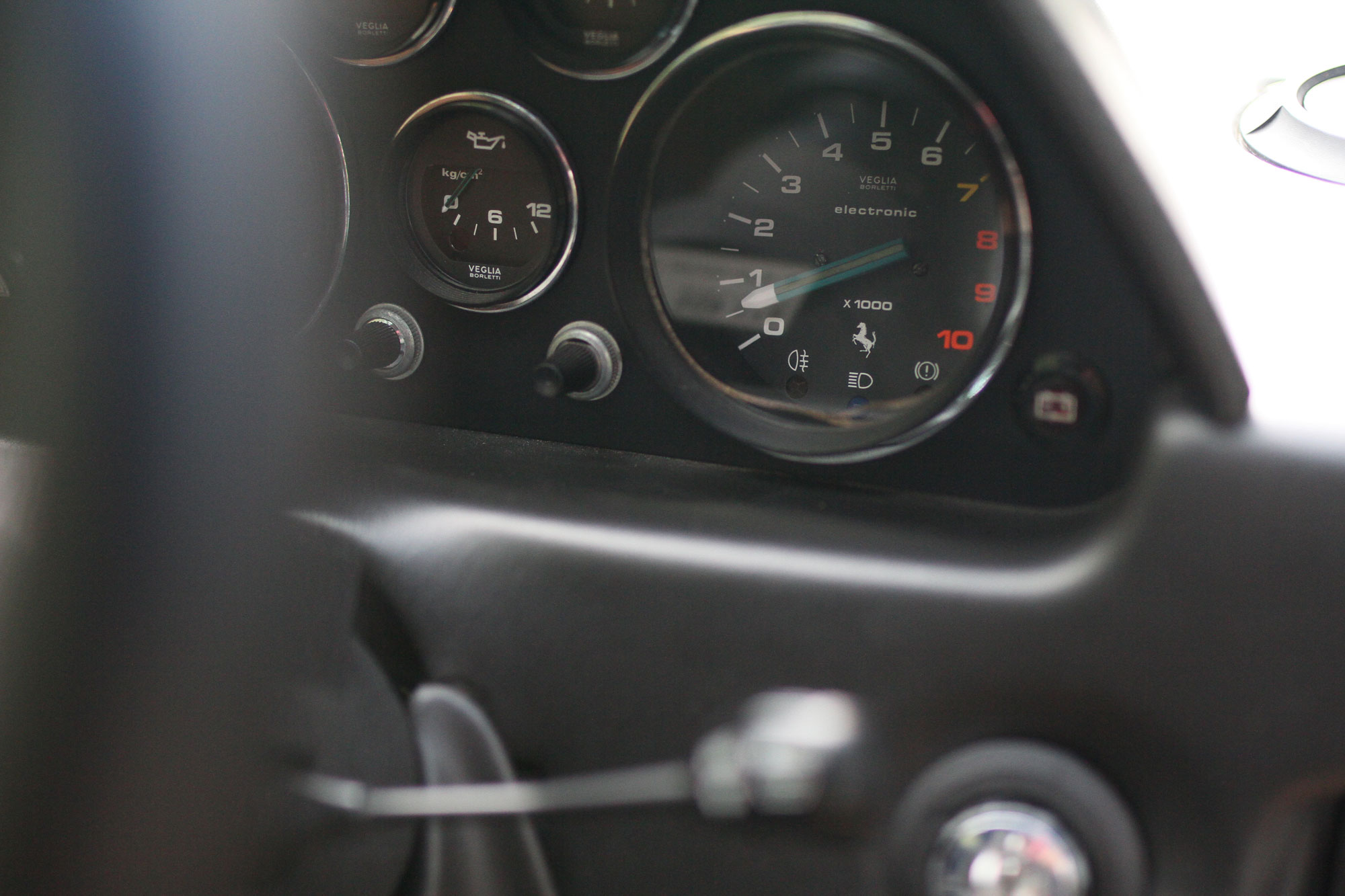 The rev meter in the Ferrari 308 GTB QV - 1984