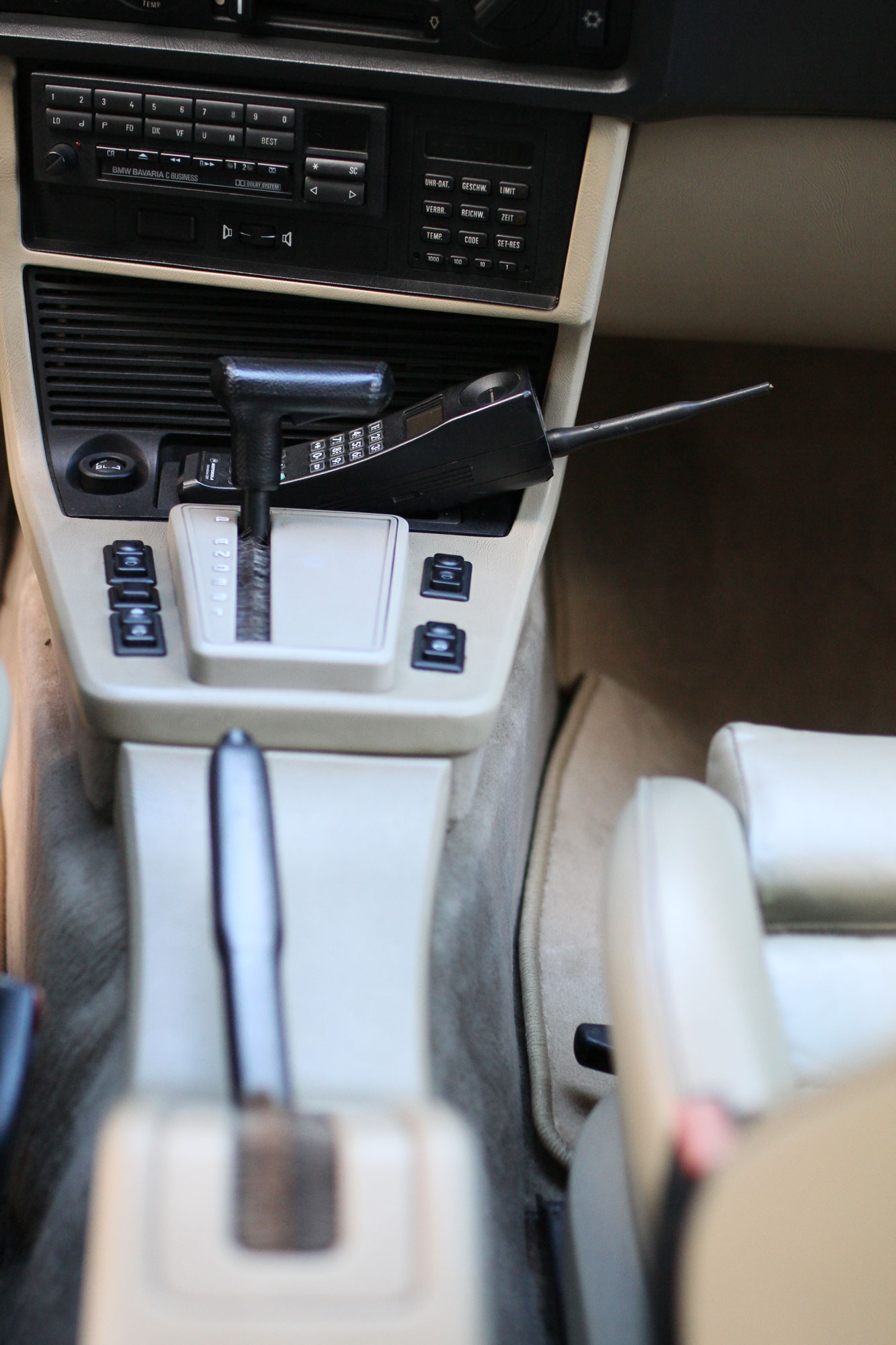 Middle Console in BMW 635 CSi 1986
