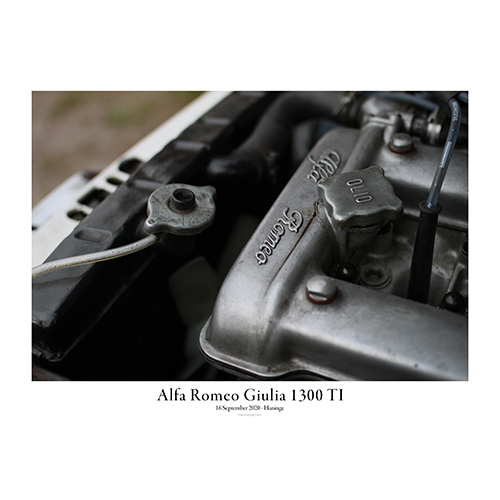 Alfa-Romeo-Giulia-1300-TI-–Engine-from-above-with-text