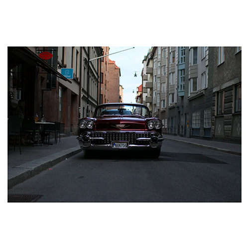 Chevy-Bel-Air-purple-in-alley