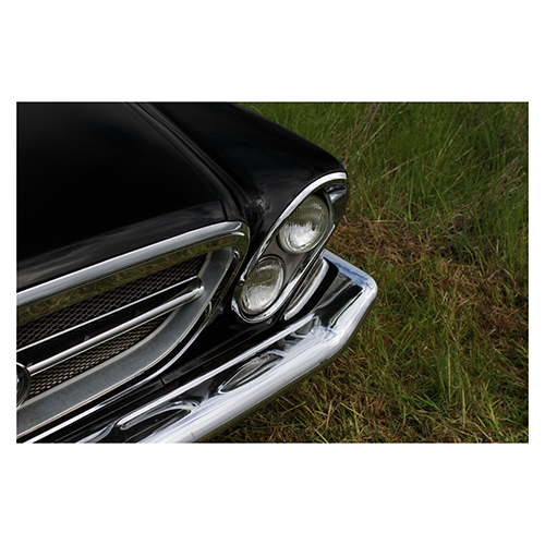 Chrysler-300-left-headlight