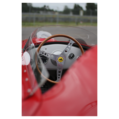 Ferrari-classic-racing-car-Steering-wheel