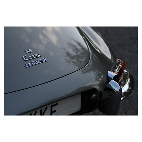 Jaguar-E-type-silver-rear