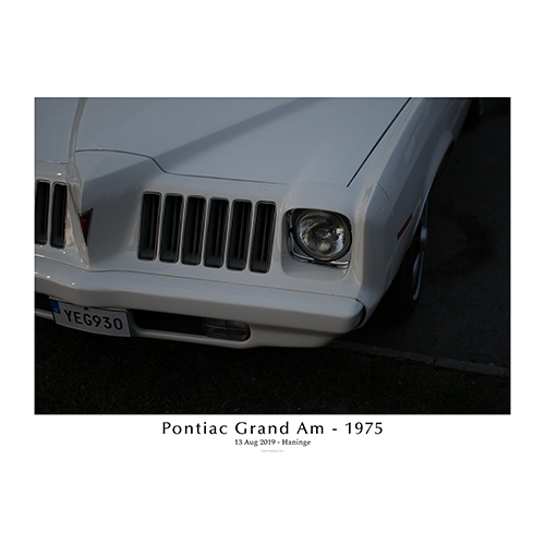 Pontiac-grand-am-1975-Left-headlight-with-text