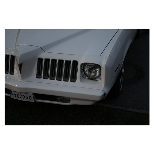 Pontiac-grand-am-1975-Left-headlight
