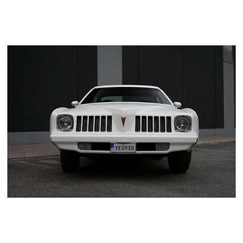 Pontiac-grand-am-1975-front