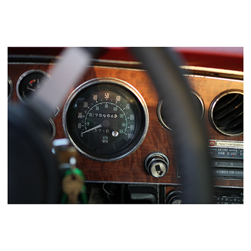 Pontiac-grand-am-1975-speedometer