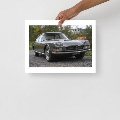Maserati-quattroporte-1965-Right-front-side 30x40