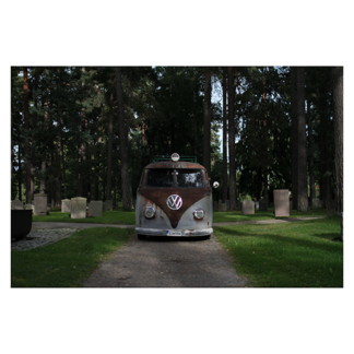 vw-kleinbus-1957-From-Front