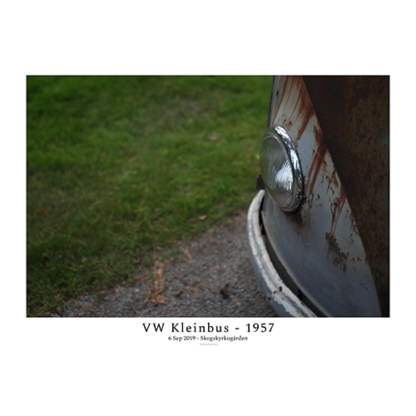 vw-kleinbus-1957-Right-headlight-with-text