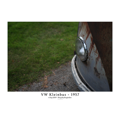 vw-kleinbus-1957-Right-headlight-with-text