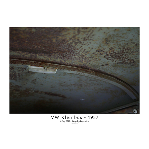 vw-kleinbus-1957-Roof-lamp-with-text