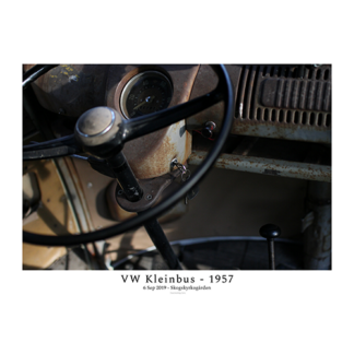 vw-kleinbus-1957-Steering-wheel-with-text