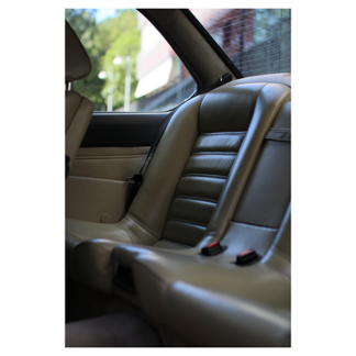 BMW-635-csi-Backseat