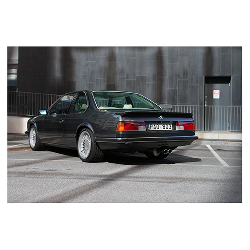 BMW-635-csi-From-behind-left-side