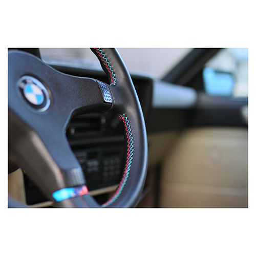 BMW-635-csi-Steering-wheel