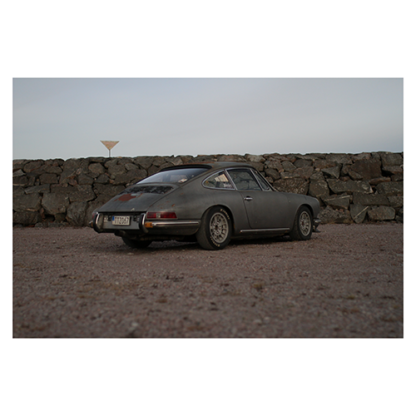 Porsche-912-on-the-beach