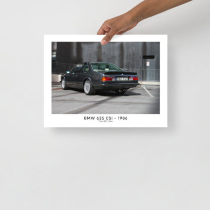 BMW-635-csi-From-behind-left-side-with-text 30x40